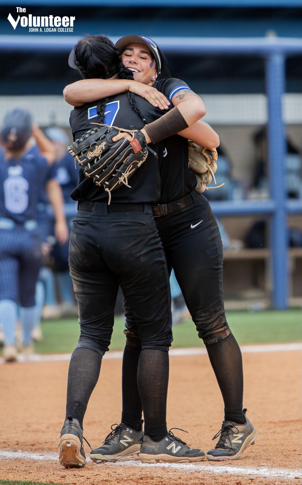 Lady Vols Bring the Broom: Sweep Kaskaskia in Region 24 Opener